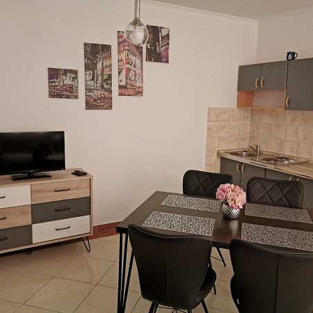 Apartmani Prova Tisno Extérieur photo